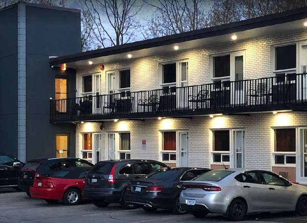 Imagen general del Hotel Sunrise Inn, Parry Sound. Foto 1