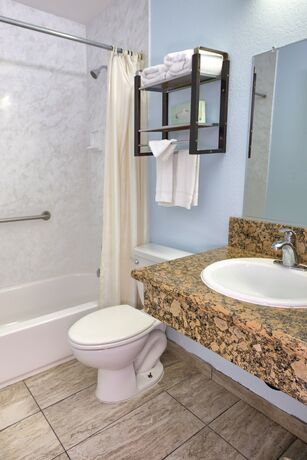 Imagen general del Hotel Sunrise Inn San Diego. Foto 3