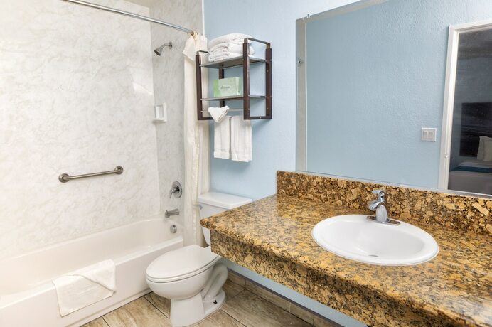 Imagen general del Hotel Sunrise Inn San Diego. Foto 9