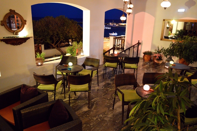 Imagen de los exteriores del Hotel Sunrise, Ireo. Foto 13