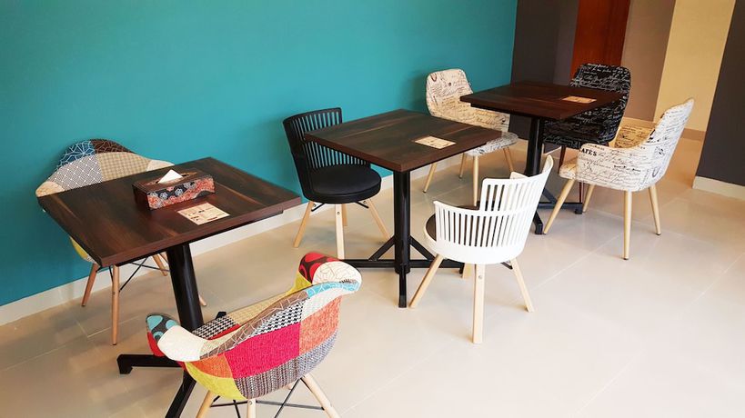 Imagen del bar/restaurante del Hotel Sunrise Jogja, Depok. Foto 3