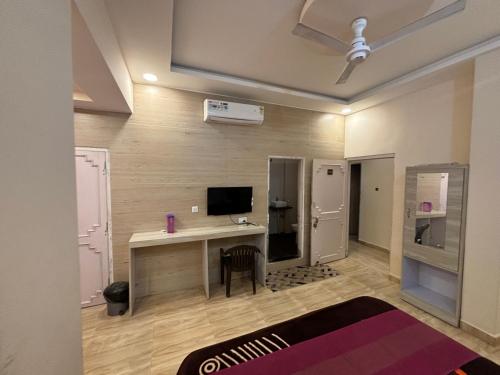 Imagen general del Hotel Sunrise, Khatoo. Foto 16