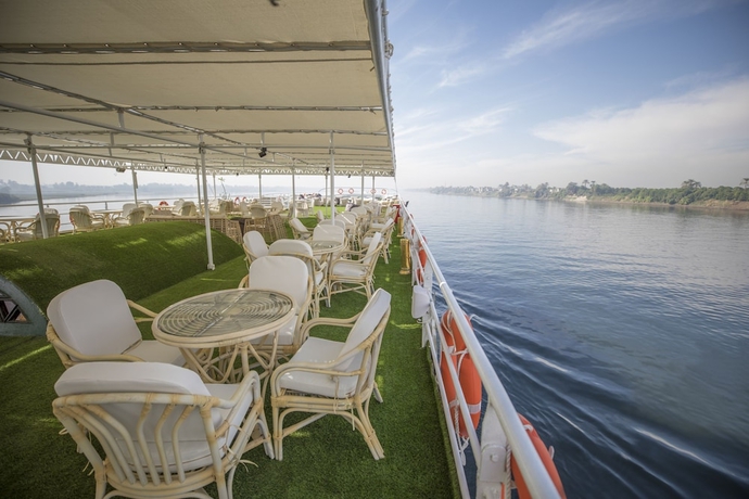 Imagen de los exteriores del Hotel Sunrise Mahrousa Cruise. Foto 13