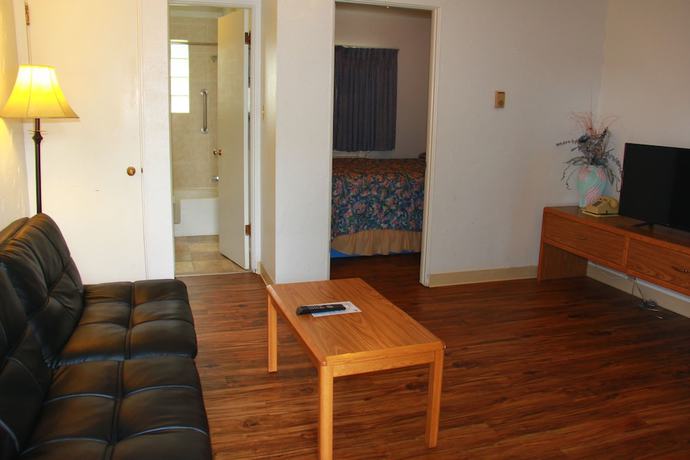 Imagen de la habitación del Hotel Sunrise Motor Inn. Foto 11