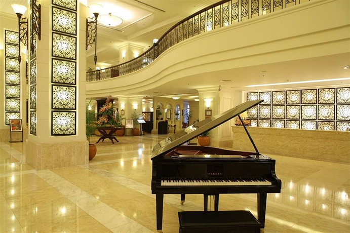 Imagen de los interiores del Hotel Sunrise Nha Trang Beach and Spa. Foto 8