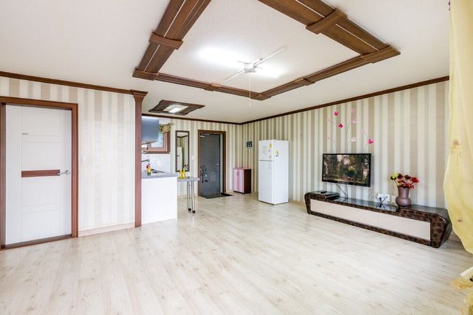 Imagen de la habitación del Hotel Sunrise Pension. Foto 3