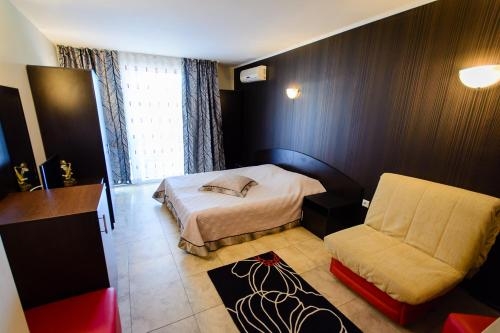 Imagen de la habitación del Hotel Sunrise, Primorsko. Foto 9