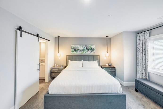 Imagen general del Hotel Sunrise Ridge Waterfront Resort. Foto 6