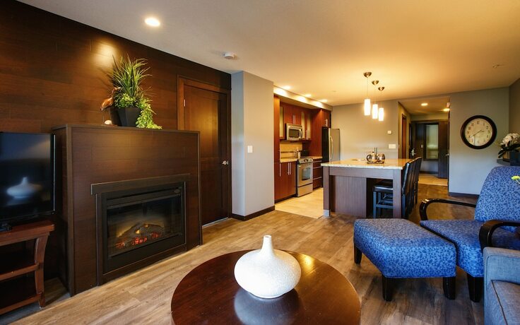 Imagen de la habitación del Hotel Sunrise Ridge Waterfront Resort. Foto 12