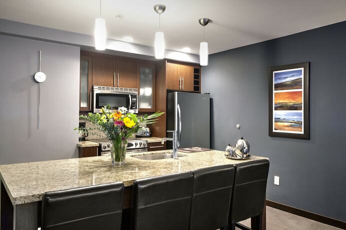 Imagen de la habitación del Hotel Sunrise Ridge Waterfront Resort. Foto 13