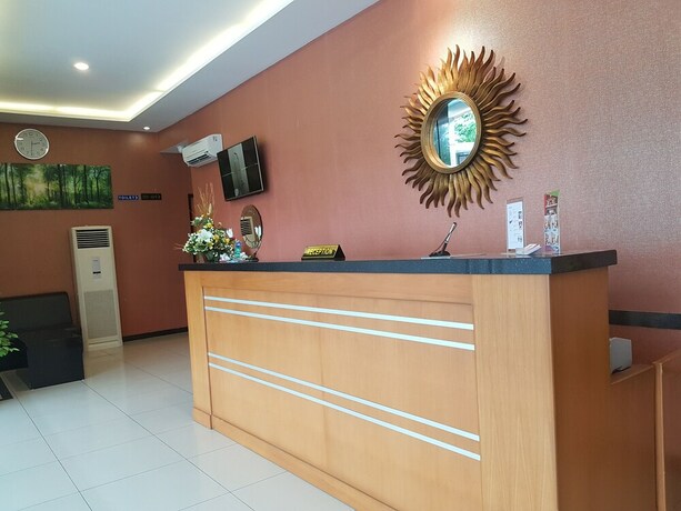 Imagen de los interiores del Hotel Sunrise Semarang. Foto 29