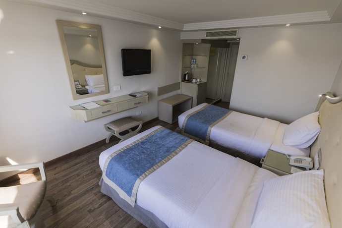 Imagen de la habitación del Hotel Sunrise Semiramis I Cruise. Foto 11