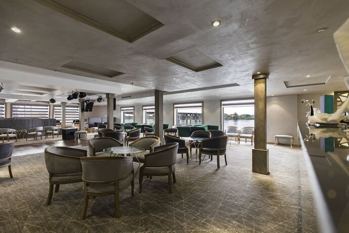 Imagen del bar/restaurante del Hotel Sunrise Semiramis Ii Cruise. Foto 18