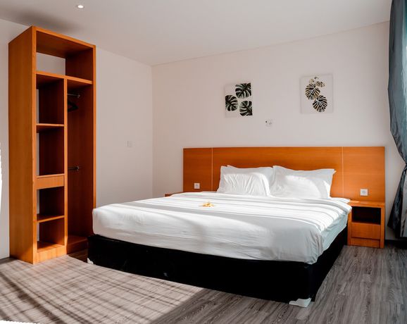 Imagen de la habitación del Hotel Sunrise Suite Seminyak. Foto 11