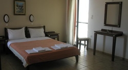 Imagen de la habitación del Hotel Sunrise Suites, Kalyves. Foto 3