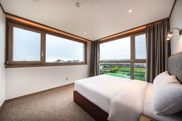 Imagen de la habitación del Hotel Sunrise Sungsan. Foto 19