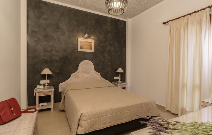 Imagen de la habitación del Hotel Sunrise, Thira Municipal Unit. Foto 4