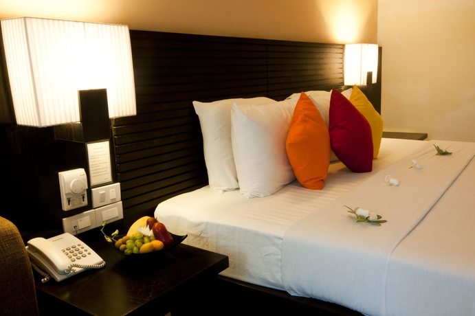 Imagen de la habitación del Hotel Sunrise Tropical Resort. Foto 8