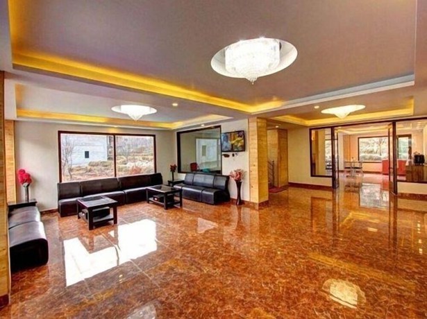 Imagen de los interiores del Hotel Sunrise Villa. Foto 8