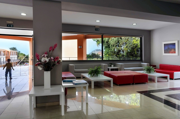 Imagen de los interiores del Hotel Sunrise Village, Platanias. Foto 5