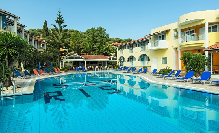 Imagen de la piscina del Hotel Sunrise Zante - Adults Only. Foto 14