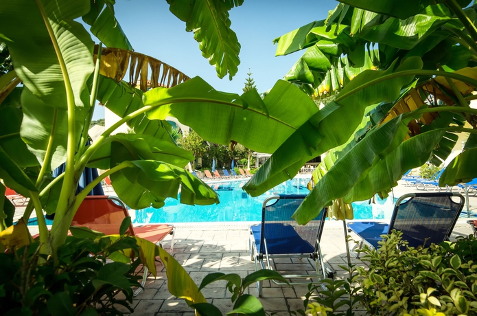 Imagen de la piscina del Hotel Sunrise Zante - Adults Only. Foto 15