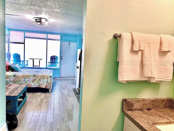 Imagen de la habitación del Hotel Sunrise on the Beach. Foto 7
