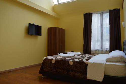 Imagen de la habitación del Hotel Sunrisehotel. Foto 16