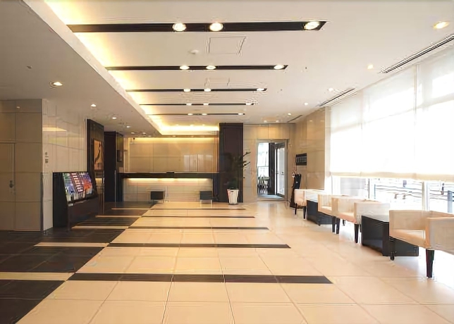 Imagen de los interiores del Hotel Sunroute Fukuchiyama. Foto 18