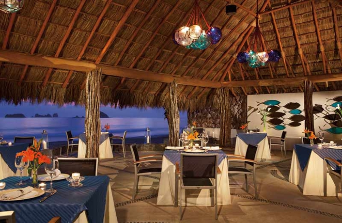 Imagen general del Hotel Sunscape Dorado Pacifico Ixtapa. Foto 9