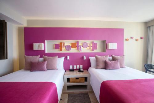 Imagen de la habitación del Hotel Sunscape Dorado Pacifico Ixtapa. Foto 10