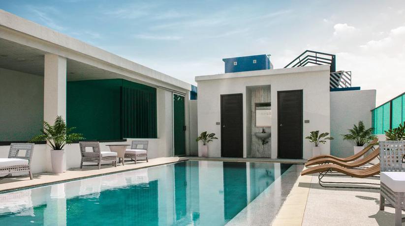 Imagen de los exteriores del Hotel Sunseasand. Foto 10