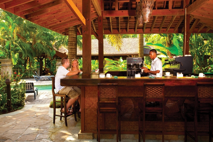 Imagen del bar/restaurante del Hotel Sunset At The Palms Resort - Adults Only - All Inclusive. Foto 2