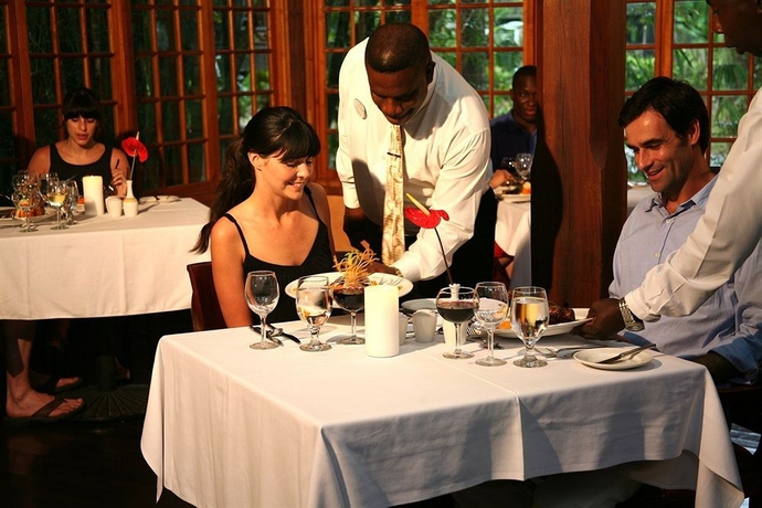 Imagen del bar/restaurante del Hotel Sunset At The Palms Resort - Adults Only - All Inclusive. Foto 5