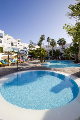 Imagen de la piscina del Hotel Sunset Bay Club. Foto 15