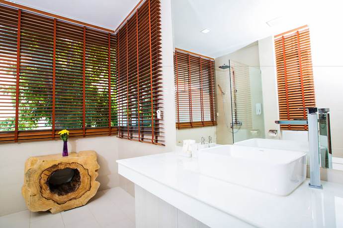 Imagen de la habitación del Hotel Sunset Beach Club and Spa. Foto 16