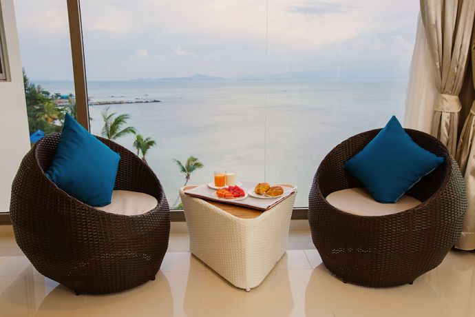 Imagen de la habitación del Hotel Sunset Beach Club and Spa. Foto 18