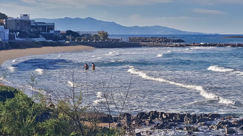 Imagen de los exteriores del Hotel Sunset Beach, Kokkini Hani. Foto 9