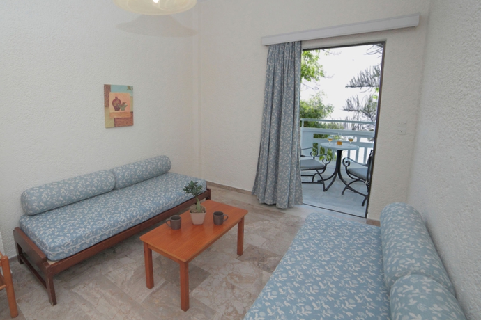 Imagen de la habitación del Hotel Sunset Beach, Kokkini Hani. Foto 7