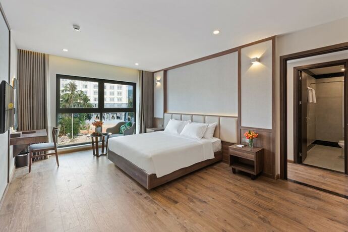 Imagen general del Hotel Sunset Beach Resort and Spa. Foto 3