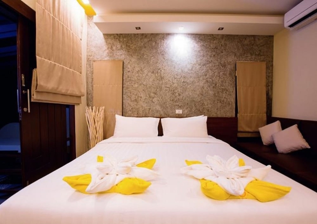 Imagen de la habitación del Hotel Sunset Beach Villas. Foto 5