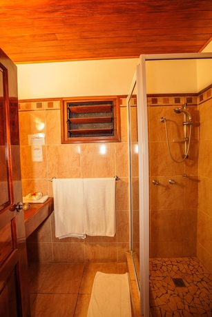 Imagen de la habitación del Hotel Sunset Bungalows. Foto 18