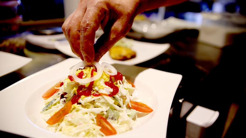 Imagen del bar/restaurante del Hotel Sunset Business. Foto 3