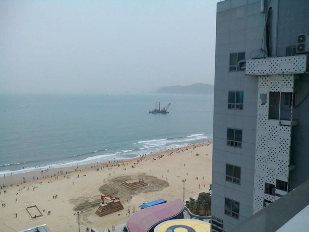 Imagen de los exteriores del Hotel Sunset Business. Foto 12