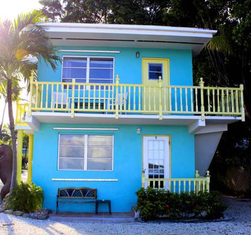 Imagen de la habitación del Hotel Sunset Cove Beach Resort. Foto 5