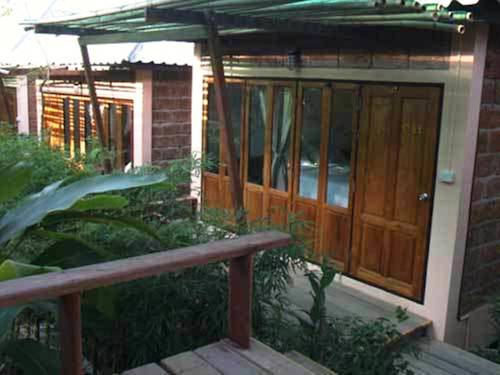 Imagen de la habitación del Hotel Sunset Cove Resort. Foto 15