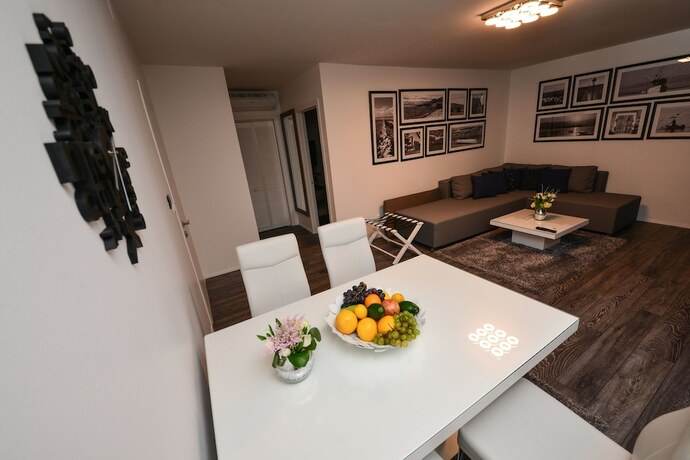 Imagen general del Hotel Sunset Deluxe Apartments. Foto 7