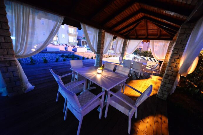 Imagen general del Hotel Sunset Deluxe Apartments. Foto 11