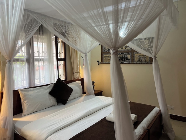 Imagen de la habitación del Hotel Sunset Entebbe. Foto 5