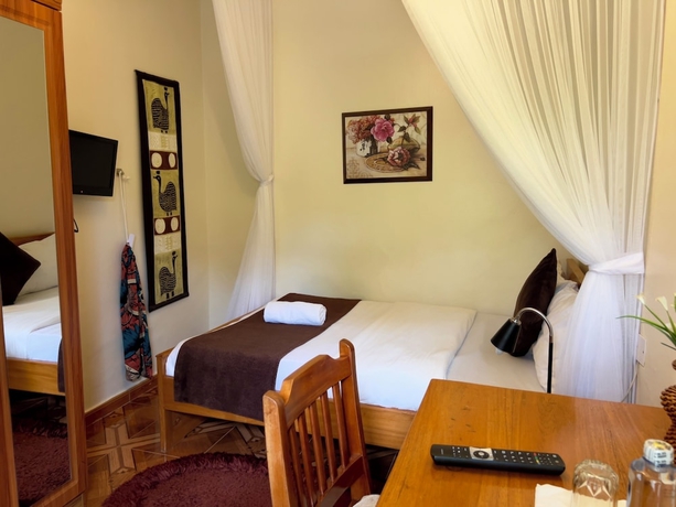 Imagen de la habitación del Hotel Sunset Entebbe. Foto 14